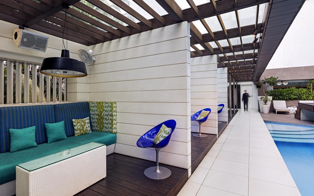 The Park Kolkata Hotel Exterior foto The Sky Bar